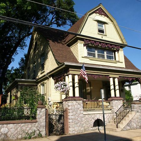 Manheim Manor Bed & Breakfast Bagian luar foto