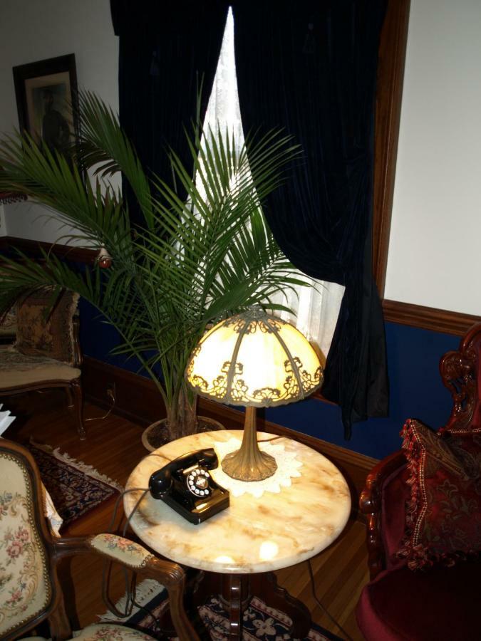 Manheim Manor Bed & Breakfast Bagian luar foto