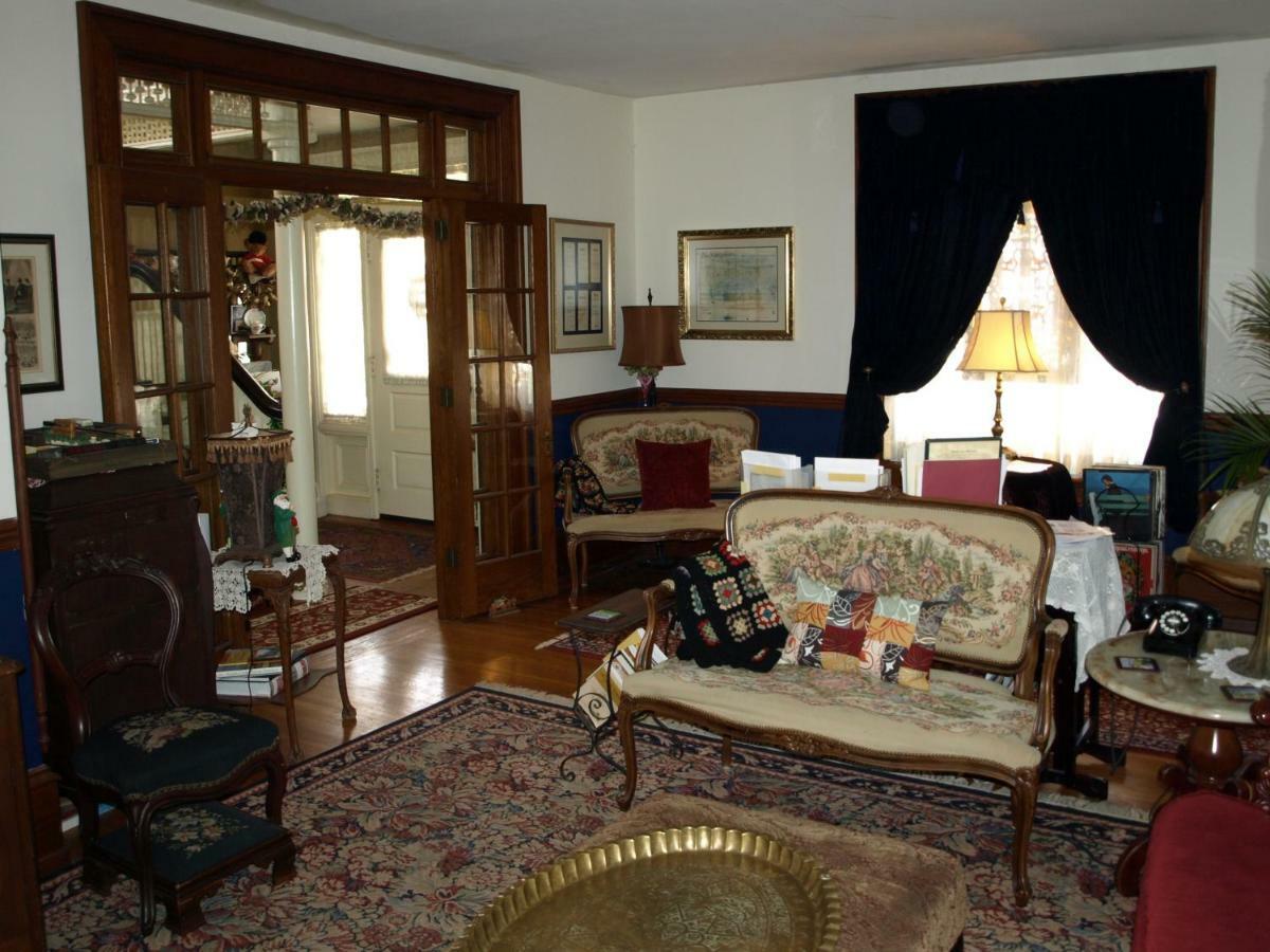 Manheim Manor Bed & Breakfast Bagian luar foto